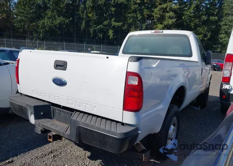 2009 Ford F-250 Xl/Xlt z USA, uszkodzony, nr VIN 1FTNF215X9EA01943